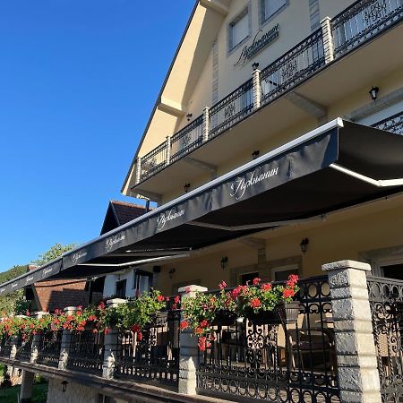 מלון Josanicka Banja Luznjanin Restoran I Sobe מראה חיצוני תמונה